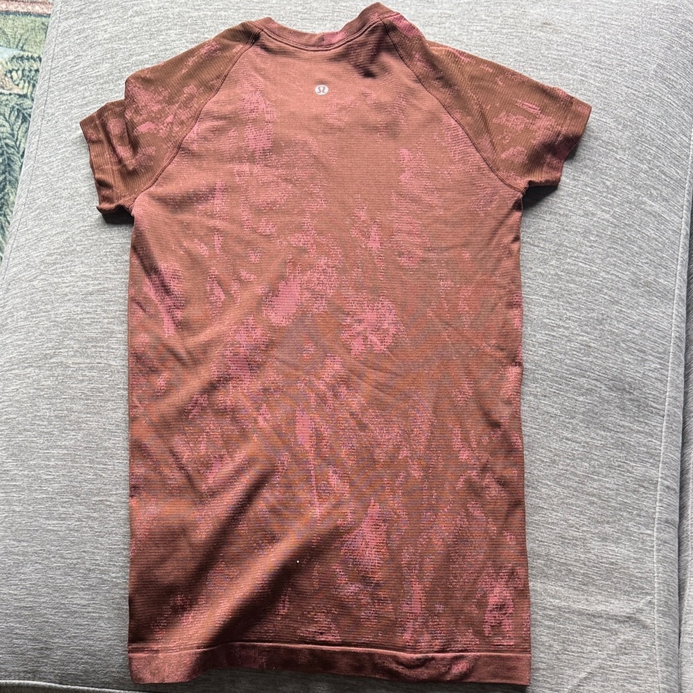 Lululemon Size 6 Brown and Pink Athletic T-Shirt. Like new. Not cropped.